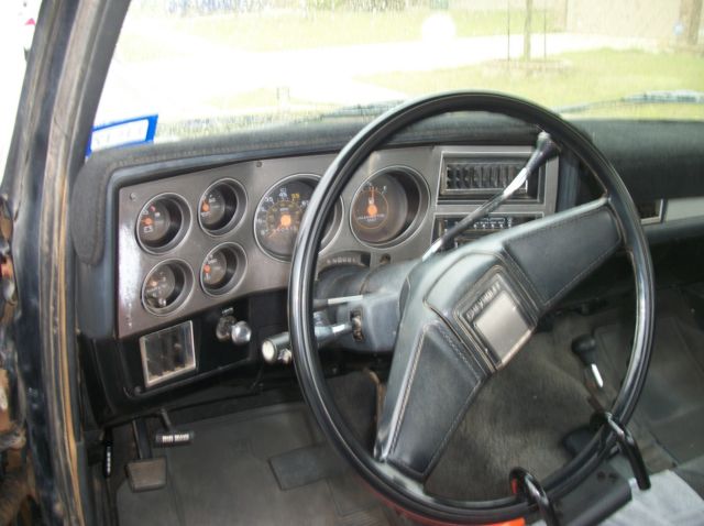 1986 Black Chevrolet C/K Pickup 1500 Standard Cab Pickup