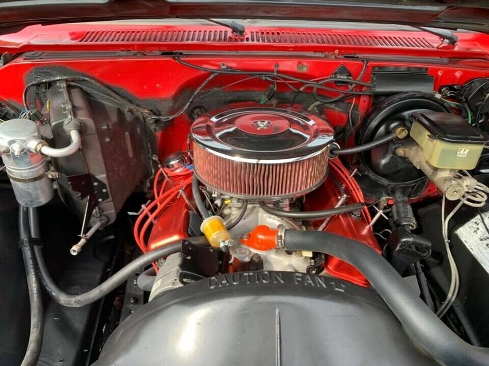 1986 Red Chevrolet K10 Pickup