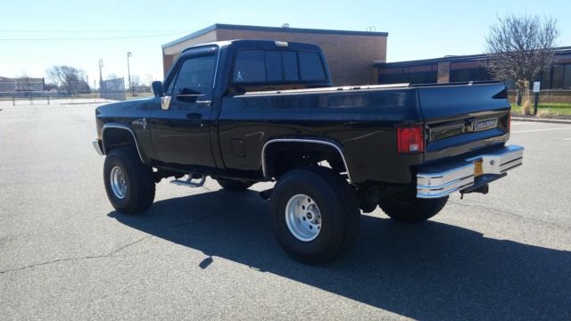 1986 Black Chevrolet C/K Pickup 1500 Standard Cab Pickup
