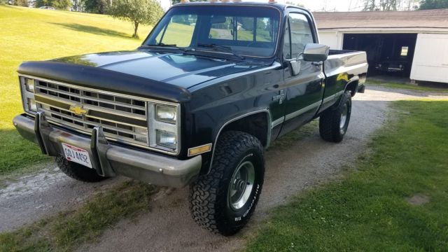 1986 Black Chevrolet Silverado 1500 Standard Cab Pickup