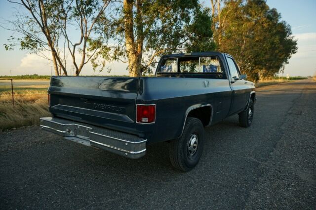 1986 Blue Chevrolet C/K Pickup 2500 Standard Cab Pickup
