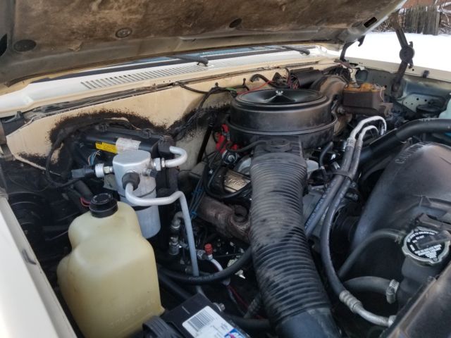 1986 Tan Chevrolet Suburban SUV