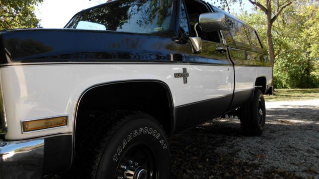1986 Black Chevrolet C/K Pickup 3500 Standard Cab Pickup