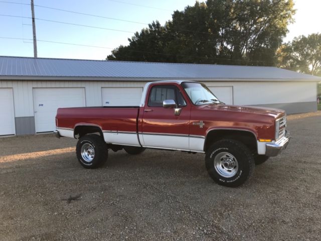 1986 Red Chevrolet Silverado 3500 Standard Cab Pickup
