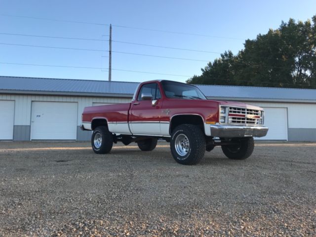 1986 Red Chevrolet Silverado 3500 Standard Cab Pickup