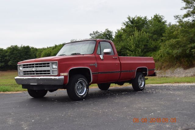 1986 Red Chevrolet Other Pickup Truck