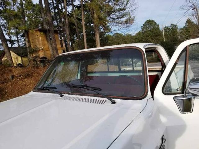 1986 White Chevrolet Other Pickups --