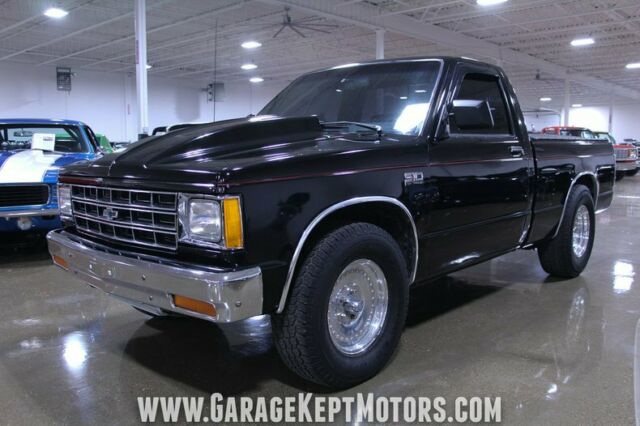 1986 Black Chevrolet S-10 Pickup Truck