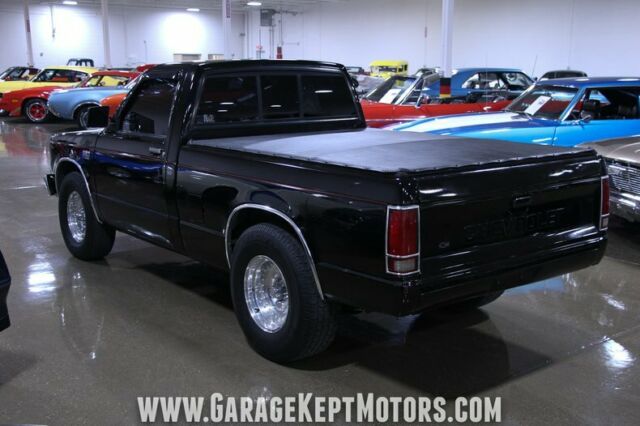 1986 Black Chevrolet S-10 Pickup Truck