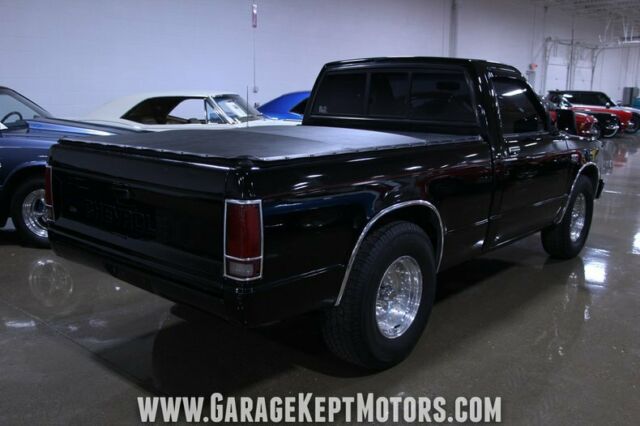 1986 Black Chevrolet S-10 Pickup Truck