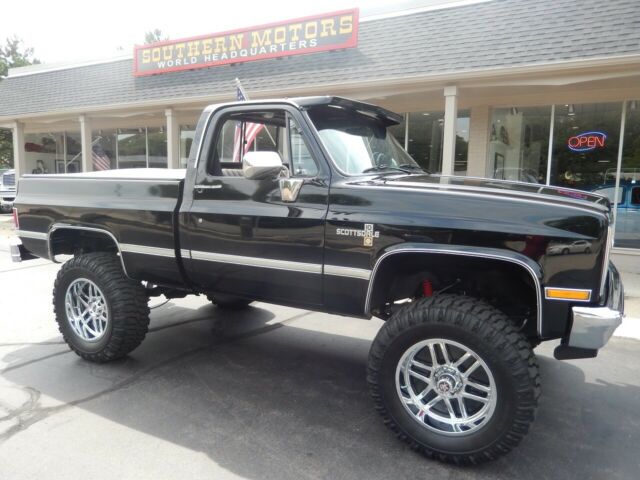 1986 Black Chevrolet C/K Pickup 1500 Standard Cab Pickup