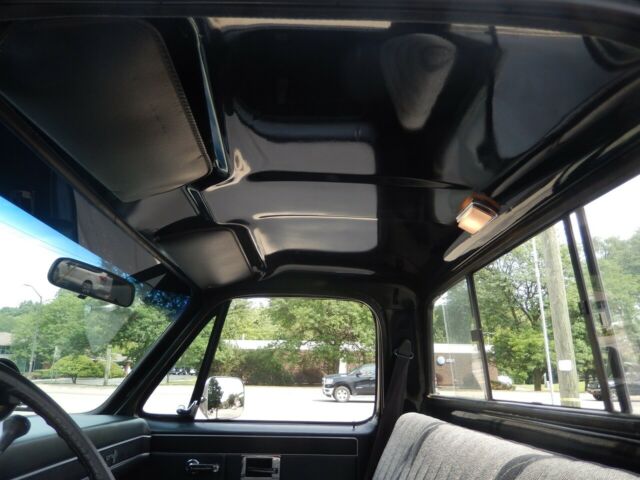 1986 Black Chevrolet C/K Pickup 1500 Standard Cab Pickup