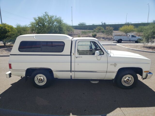 1986 White Chevrolet C-10 Standard Cab Pickup