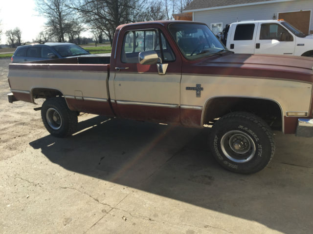 1986 Brown Chevrolet C/K Pickup 1500 Standard Cab Pickup