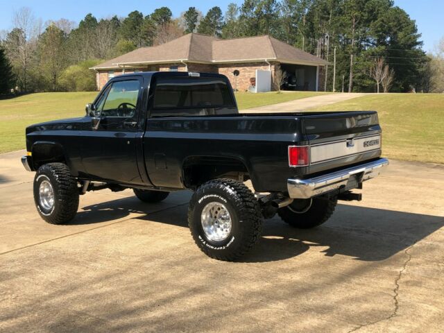1986 Black Chevrolet Silverado 1500