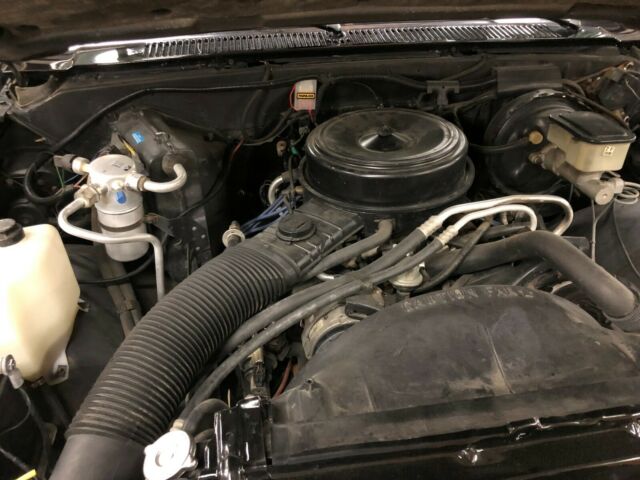 1986 Black Chevrolet Silverado 1500