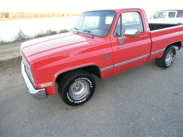 1986 Red Chevrolet C-10 truck