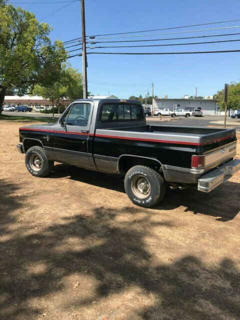 1986 Silver Chevrolet C/K Pickup 1500 Standard Cab Pickup