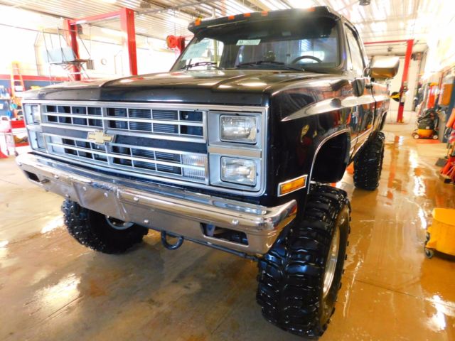 1986 Black Chevrolet C-10