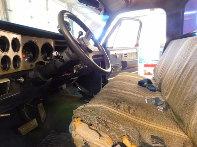 1986 Black Chevrolet C-10