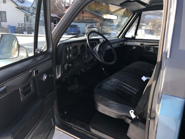 1986 Blue Chevrolet C-10 Standard Cab Pickup