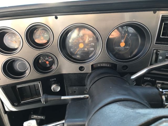 1986 Blue Chevrolet C-10 Standard Cab Pickup