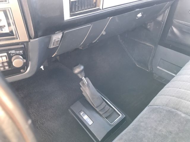 1986 Blue Chevrolet C-10 Standard Cab Pickup