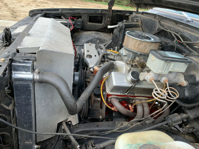 1986 Black Chevrolet C/K Pickup 1500 Standard Cab Pickup