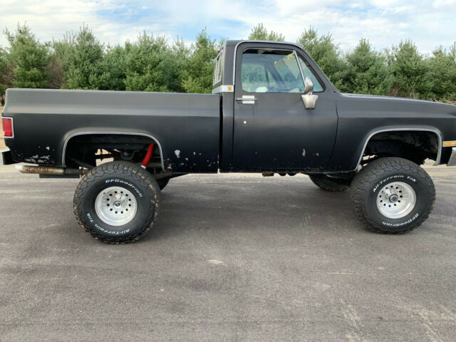 1986 Black Chevrolet C/K Pickup 1500 Standard Cab Pickup