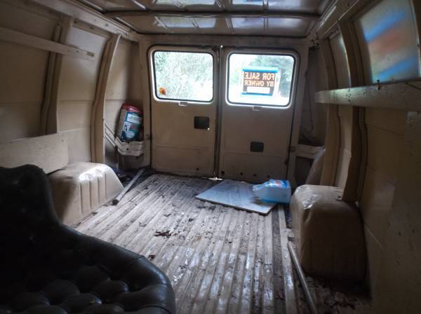 1986 White Chevrolet C/K Pickup 2500 VAN