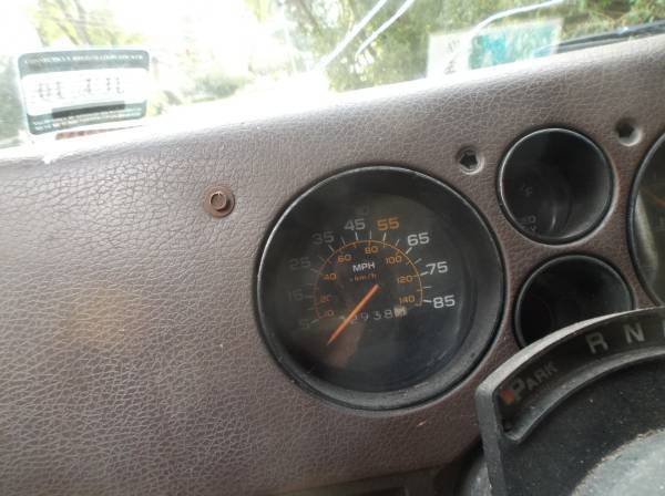 1986 White Chevrolet C/K Pickup 2500 VAN