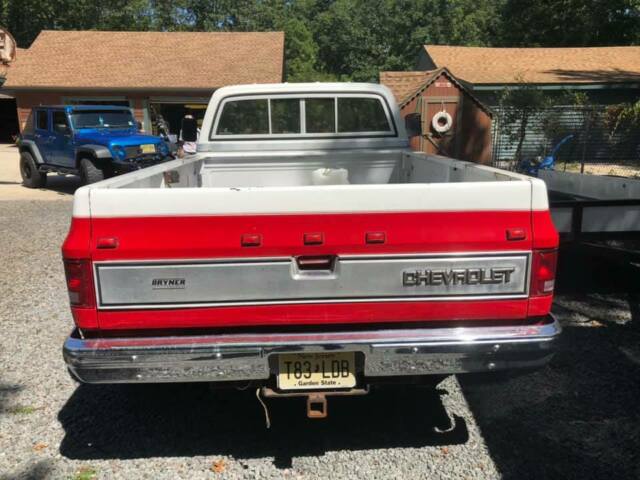 1986 Red Chevrolet Silverado 3500 dually