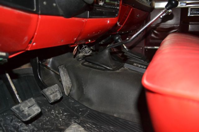 1986 Red Chevrolet Silverado 1500 Standard Cab Pickup