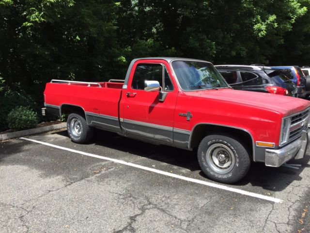 1986 Blue Chevrolet C-10 Single cab step side