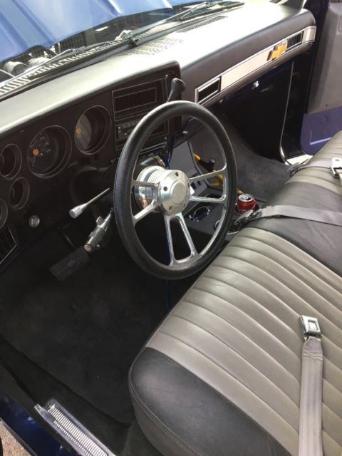 1986 Blue Chevrolet C-10 Single cab step side