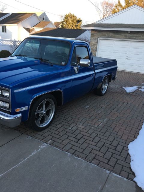 1986 blue Chevrolet C-10 pickup