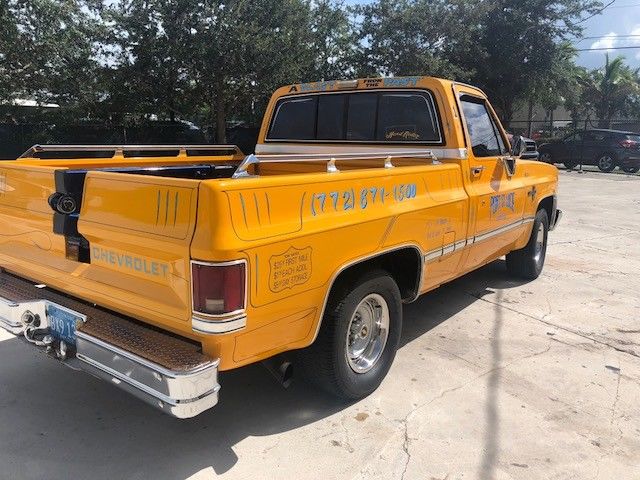 1986 Yellow Chevrolet C-10