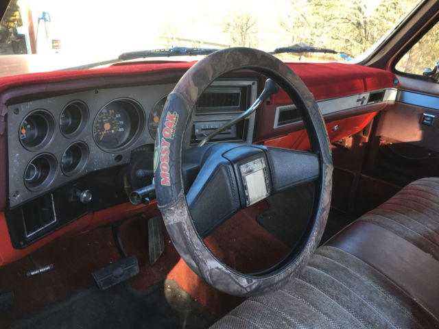 1986 Red Chevrolet C-10 Standard Cab Pickup