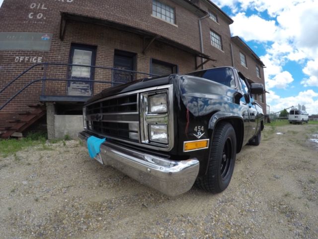 1986 Black Chevrolet C-10 Standard Cab Pickup