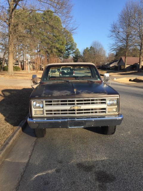 1986 Brown Chevrolet C-10 Standard Cab Pickup
