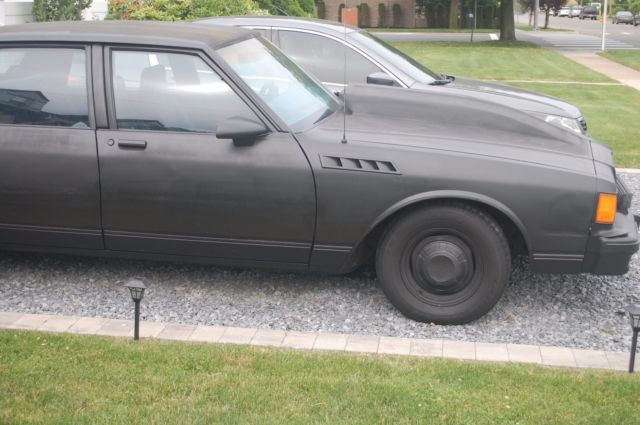1986 Black Chevrolet Capriceold Sedan