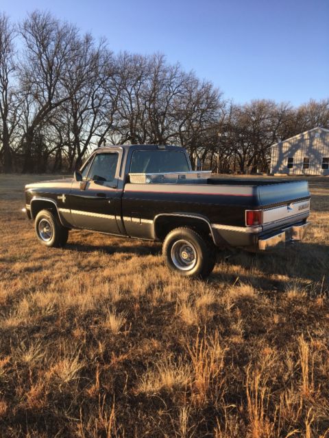 1986 Black/ Silver Chevrolet C/K Pickup 1500 Standard Cab Pickup