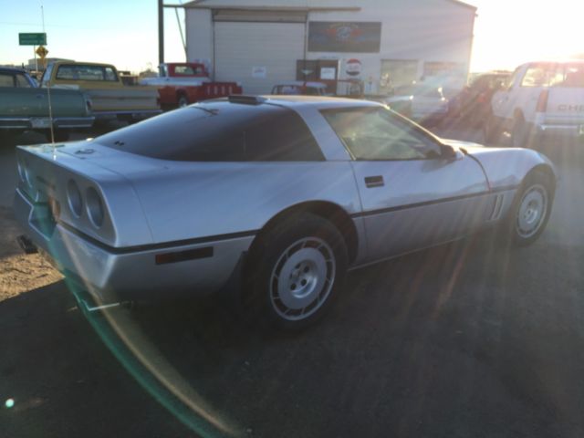 1986 Silver Chevrolet Corvette Coupe