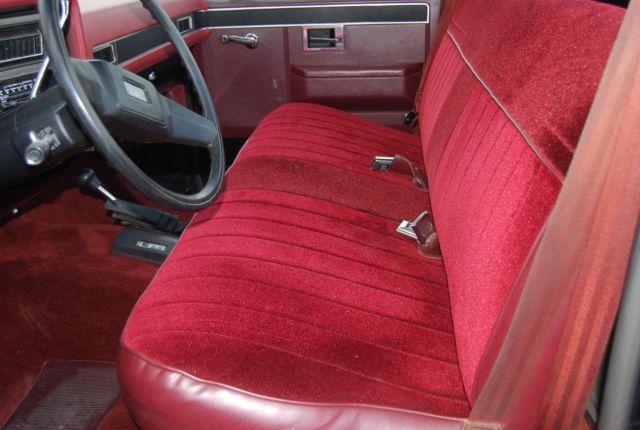 1986 Black Chevrolet C-10 Standard Cab Pickup