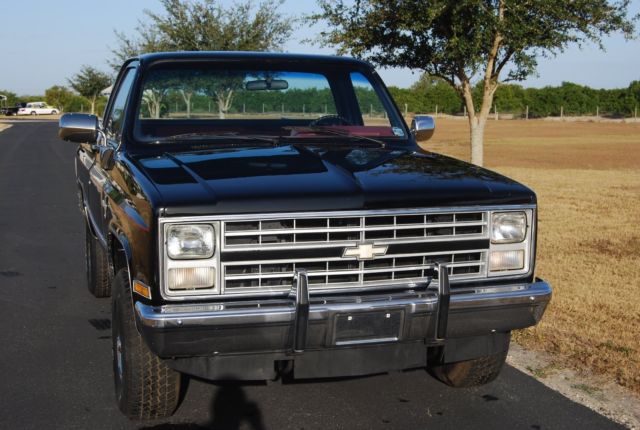 1986 Black Chevrolet C-10 Standard Cab Pickup