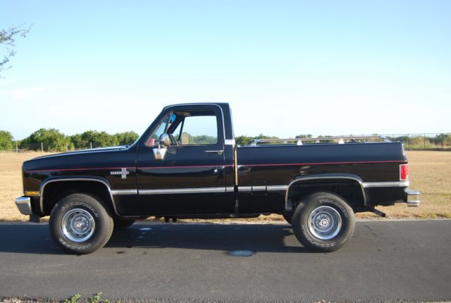 1986 Black Chevrolet C-10 Standard Cab Pickup