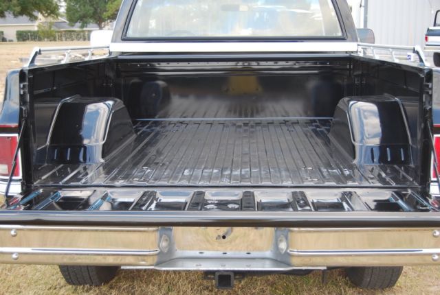 1986 Black Chevrolet C-10 Standard Cab Pickup