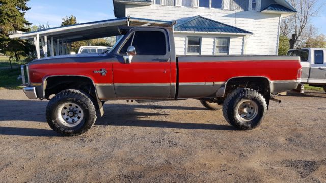 1986 Red Chevrolet C/K Pickup 1500 Standard Cab Pickup