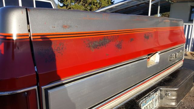 1986 Red Chevrolet C/K Pickup 1500 Standard Cab Pickup