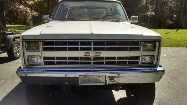 1986 White Chevrolet C/K Pickup 3500 Crew Cab Pickup